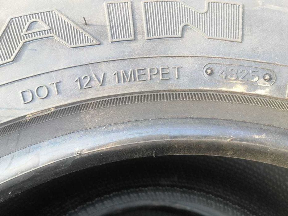 Всесезонные шины 265/70/16 Triangle TR292 (112S)