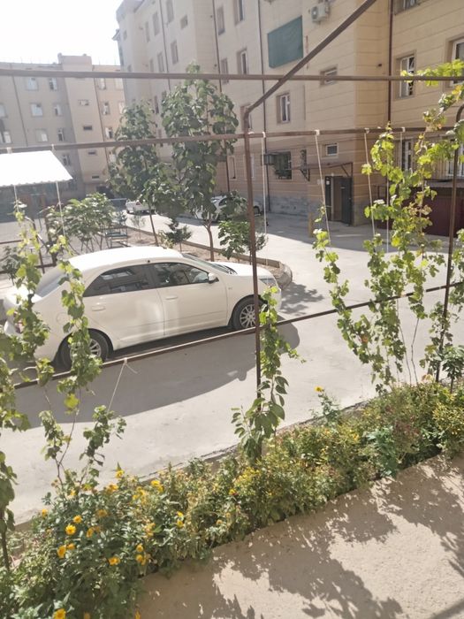 3 хона квартира сотилади Чирчик шахри Саодат 37 хамма удобстваси мавжу