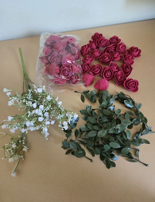 Materiale și accesorii pentru proiecte handmade