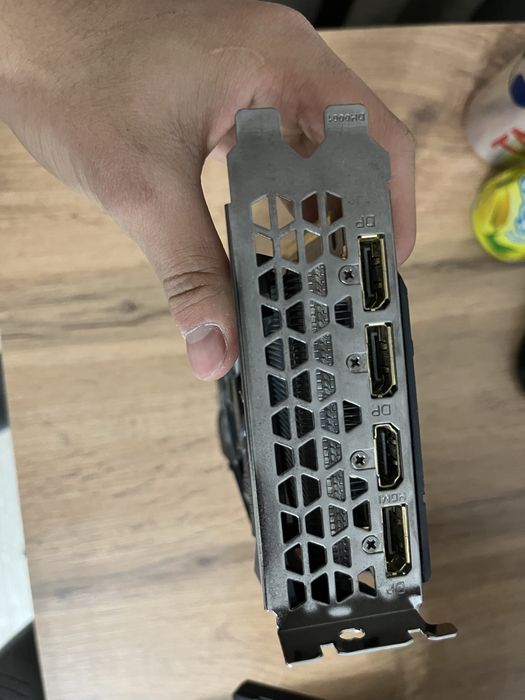 Видеокарта 1660ti