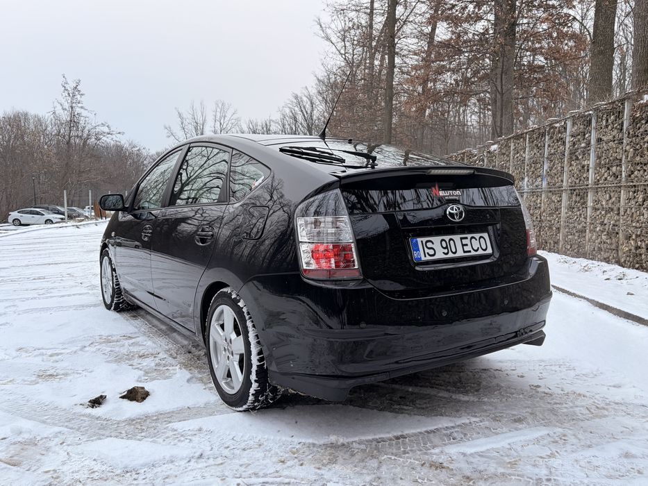 Toyota Prius Gen. 2, unic proprietar din 2013