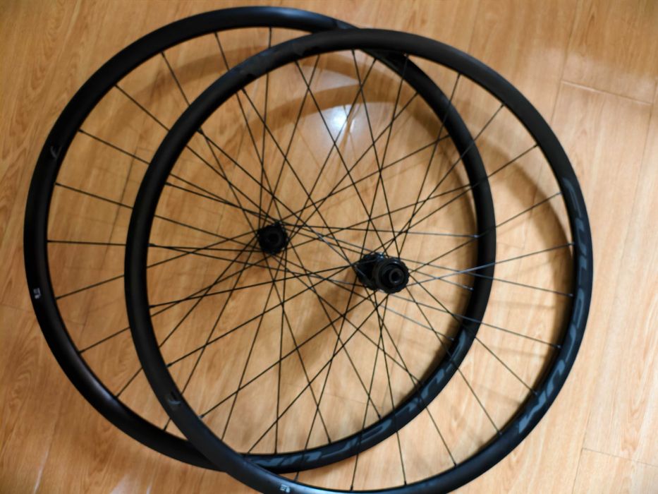 Обода Fulcrum R600DB