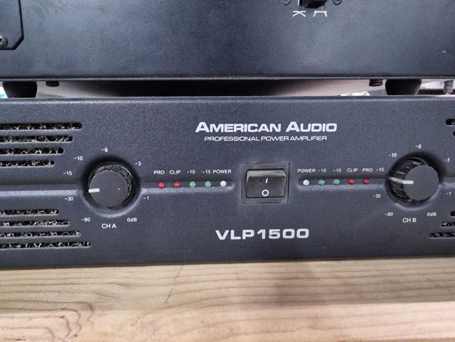Amplificator profesional American Audio VLP 1500 – 2 canale / 1500W