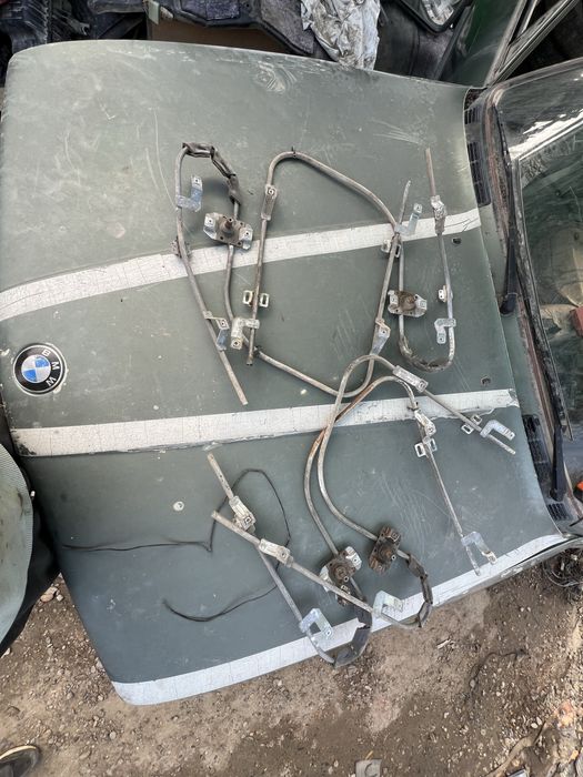 механизмы стеклоподъемников поставьBMW e30