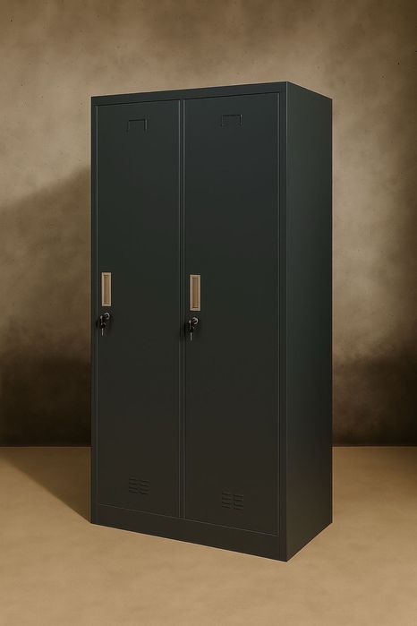 Метални шкафове с метални рафтове