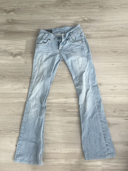 Женски дънки Lee(запазени)