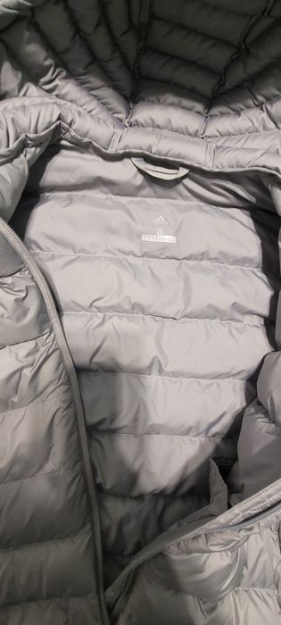 Geaca mărimea S Adidas