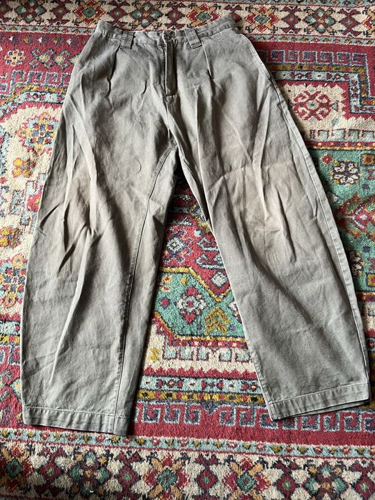 Одежда от майки до брюк