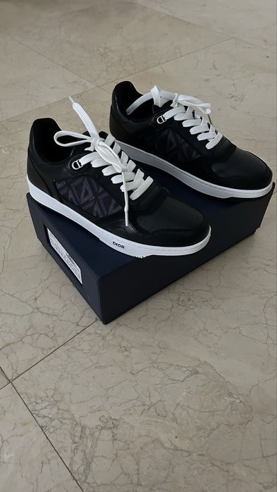 Adidasi dior b27