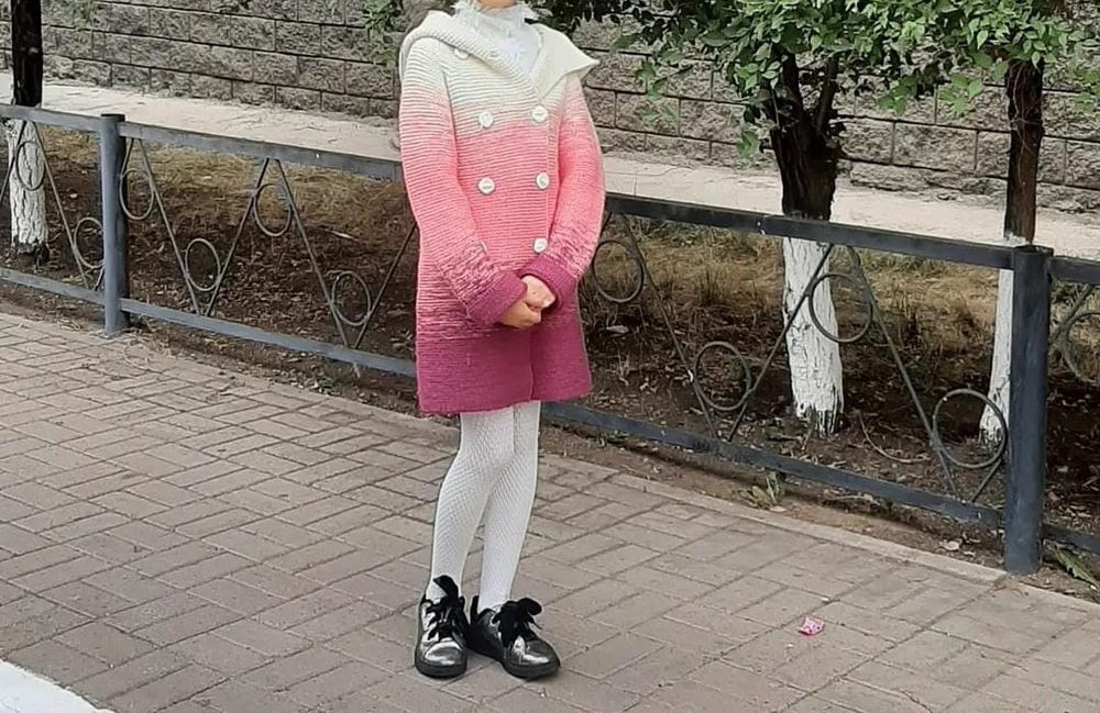 Продам детский кардинал  для девочки