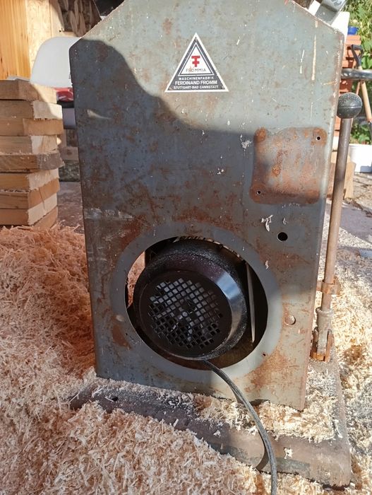 Vând abric monofazic