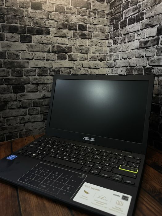 Notebook Asus E210M | Ноутбук Асус Е210М