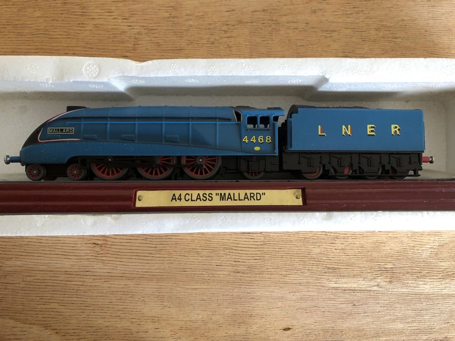 Колекционерски ретро модел LOKOMOTIVE, ново