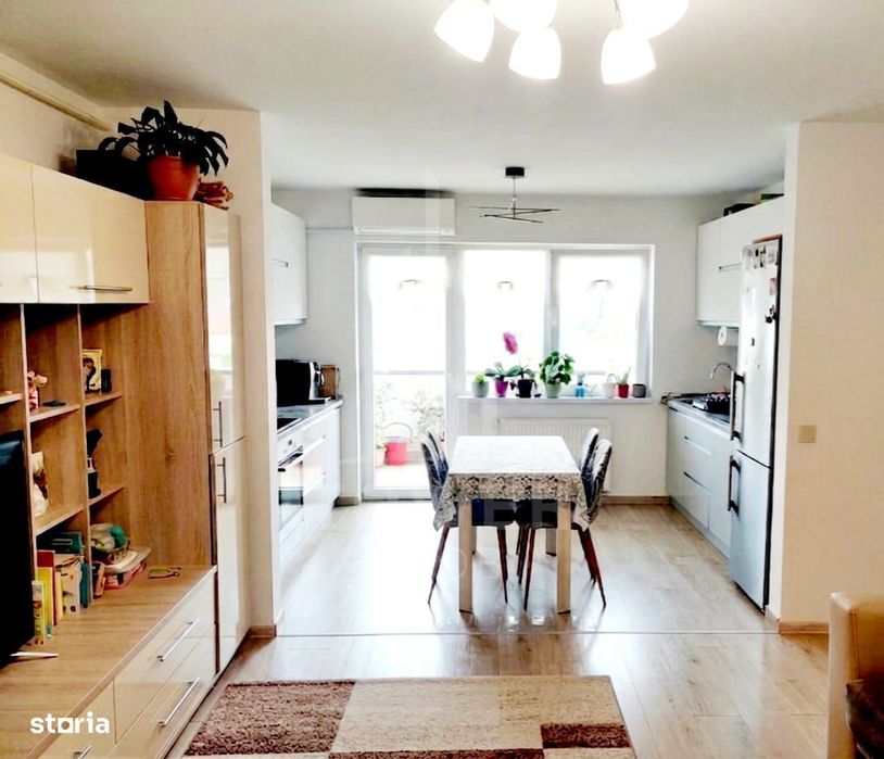 Apartament cu 3 camere de închiriat în zona Calea Surii Mici — fotografia 1