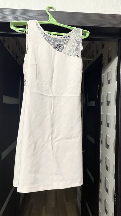 Продам разные платья. Все очень красивые