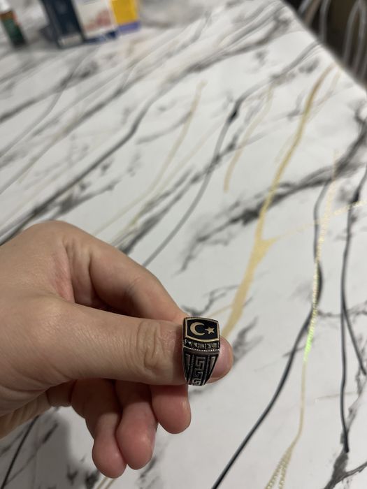 Продам мужское кольцо