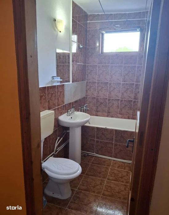 Ap 2 cam D zona Tudor Vladimirescu
