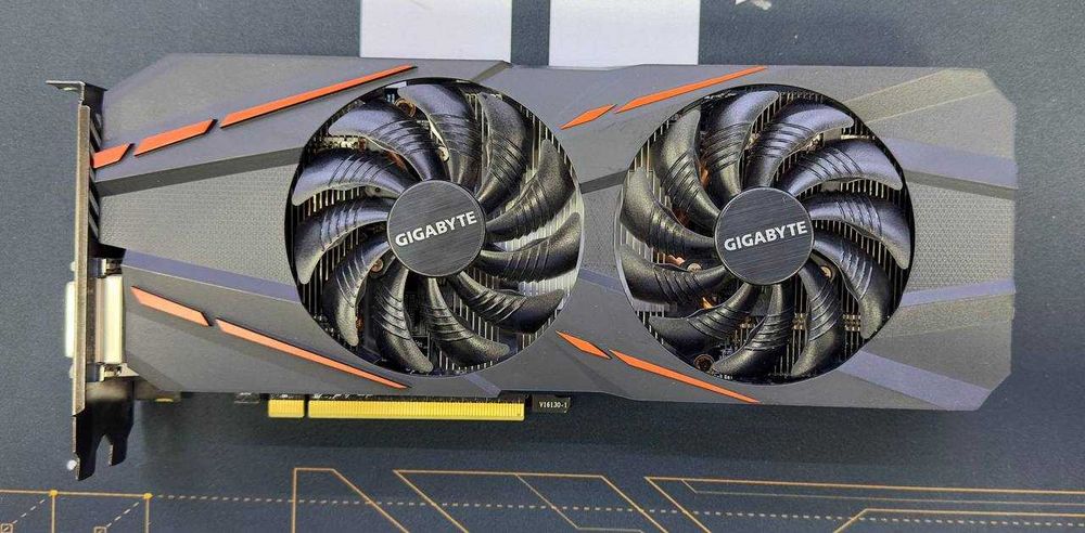 Продается б/у видеокарта GIGABYTE GTX1060 GAMING 3GB