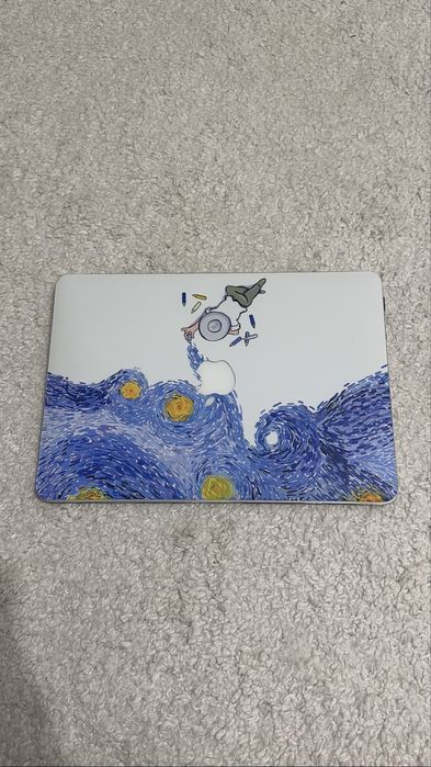 Продается MacBook Air 13