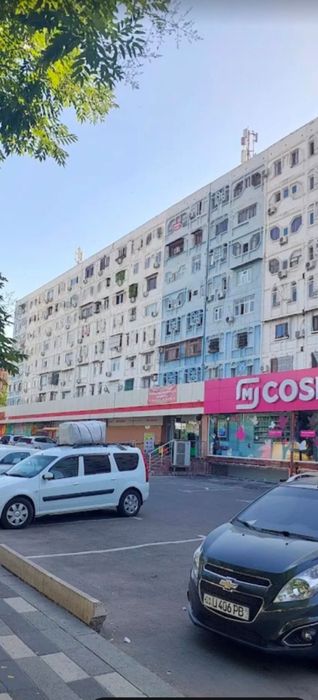 Сдаётся трёхкомнатная квартира в Юнусабаде, 14. Метро "Туркестан".