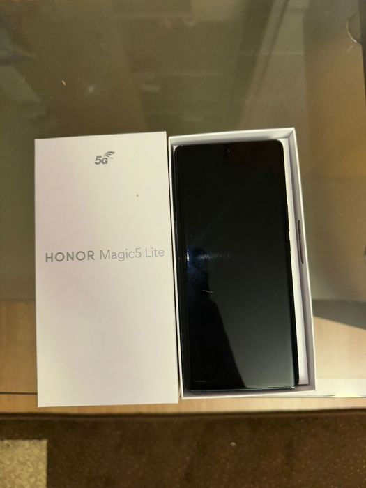 Honor Magic 5 lite