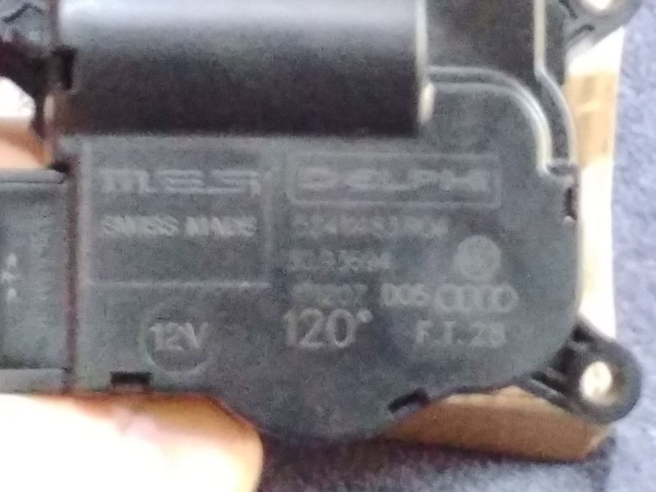 Серво привод (Мотор) заслонки Печки.