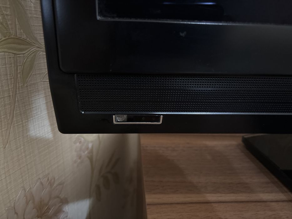 Телевизор Phillips Flat TV