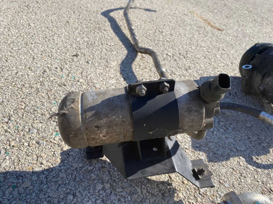 Компресор климатик БМВ BMW M54 и други аксесоари