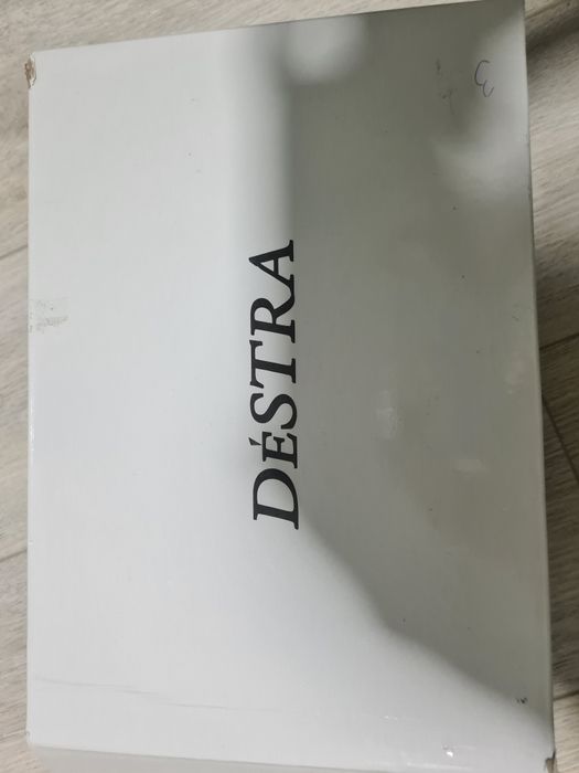 Кроссовки Destra 36 размер