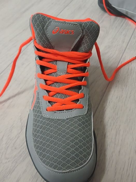 борцовки от asics