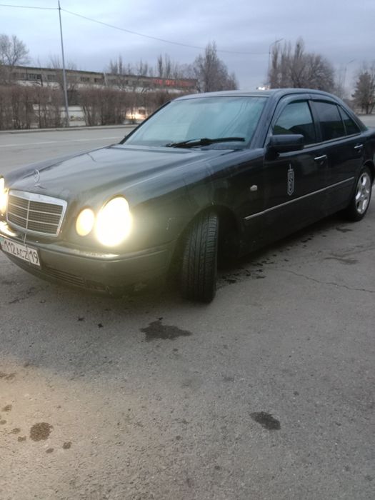 Продам лупаты мерс объем 2.8