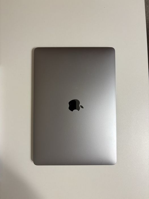 Apple macbook air 13 A1932