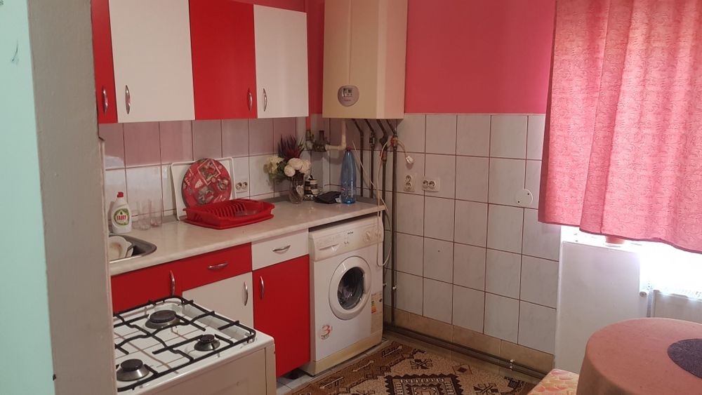 Inchiriez garsoniera etaj 1 zona macilor