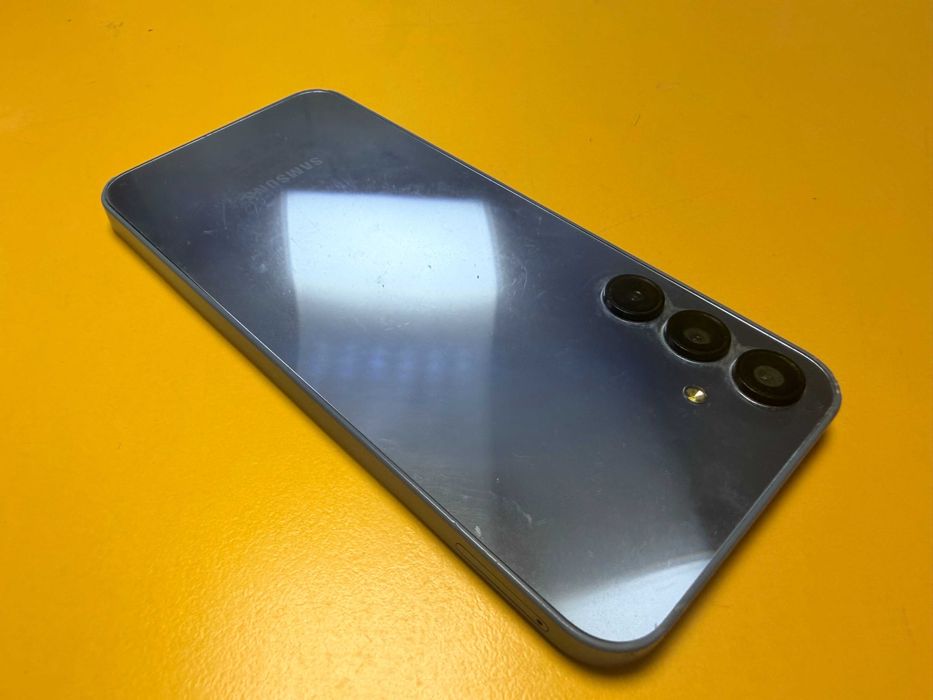 Смартфон Samsung Galaxy A15 128GB 64GB RAM Dual