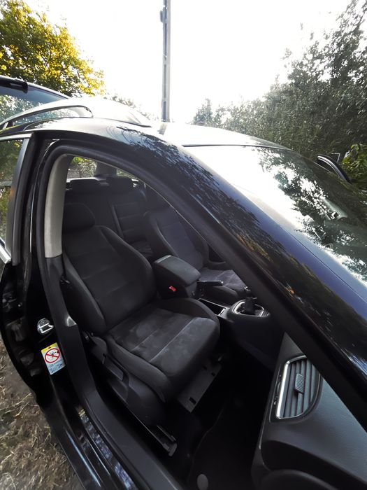VOLKSWAGEN Golf 2012 — imagine 3