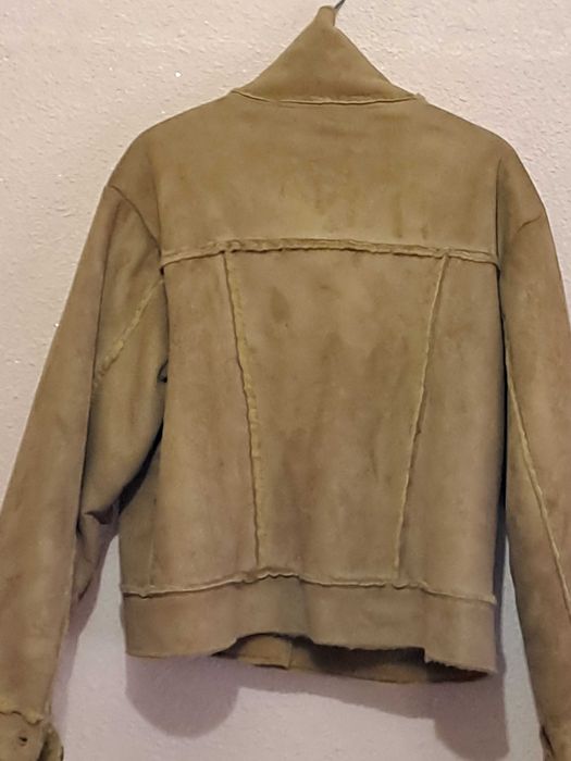 Geaca damă nepurtată!