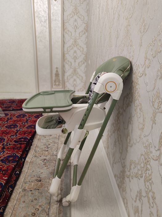 Bolalar ovqatlanish stuli