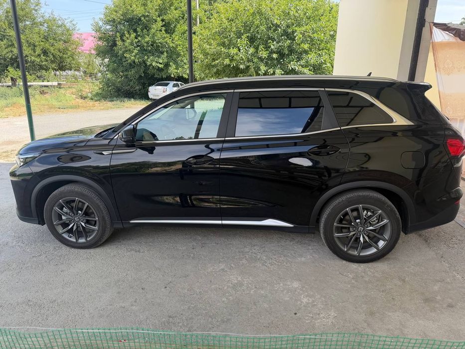 DonFeng Fengon S508 hybrid