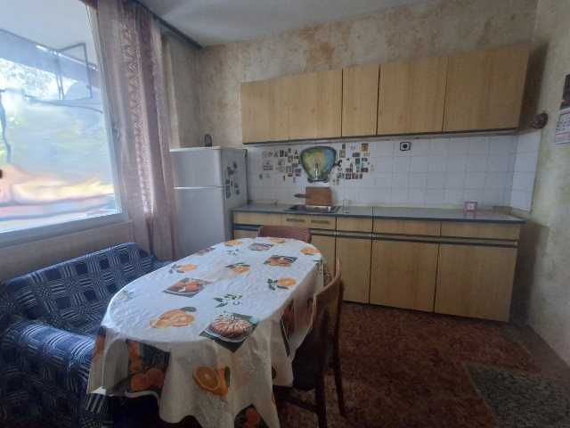 5- стаен апартамент, кв. Вароша, гр. Търговище