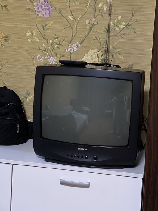рабочий телевизор samsung