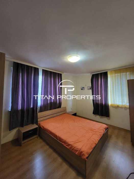 Продава се Тристаен апартамент в Бургас, Възраждане - 80 кв.м за 2250 €/кв.м - Снимка #4