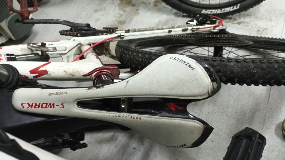 Двухподвес, Велосипед Specialized, двухподвес Specialized