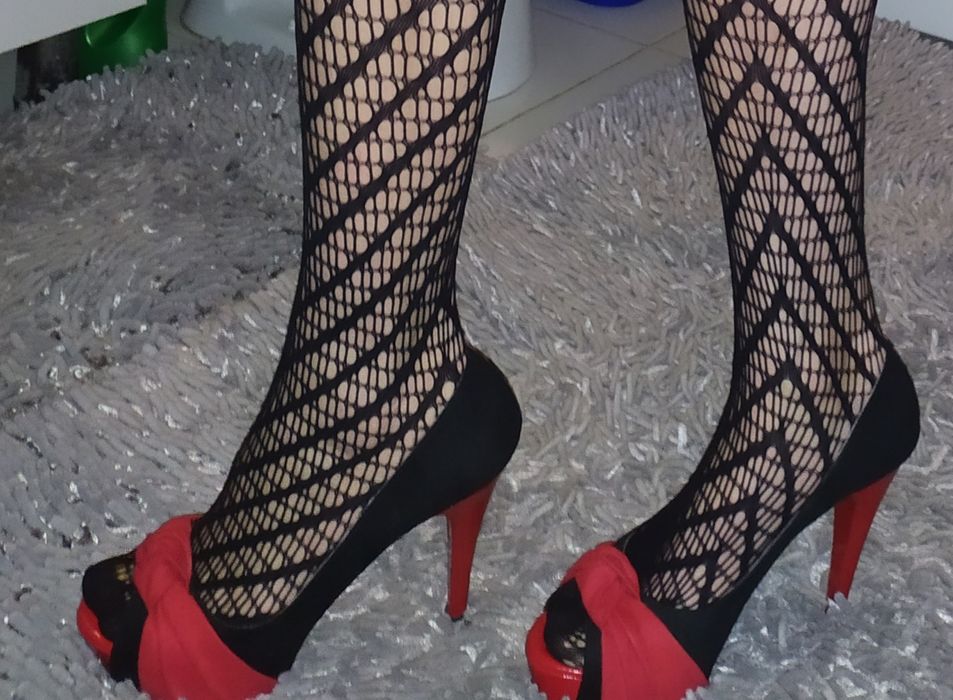 Женские туфли каблук 10 см. Размер 37