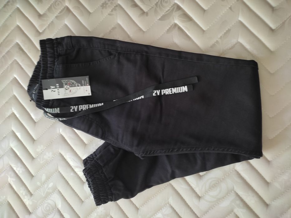 Jogger, 2Y premium