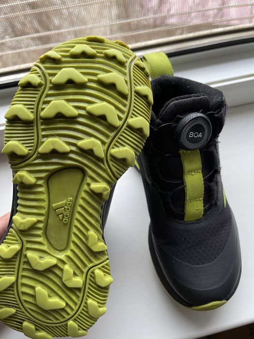 Adidas кроссовки высокие