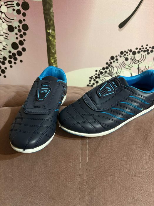 кроссовки и кеды для мальчика