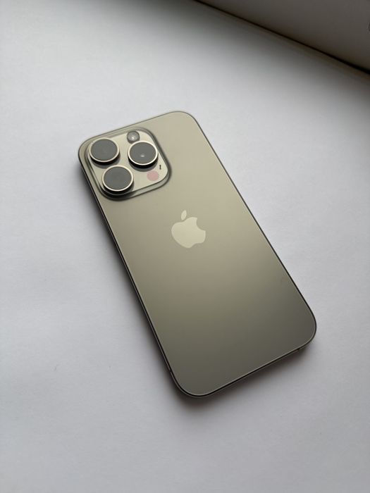 Продам iphone 15 pro, 128gb