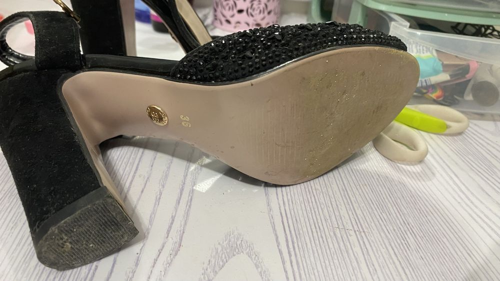 Продам туфли басаножки сапоги