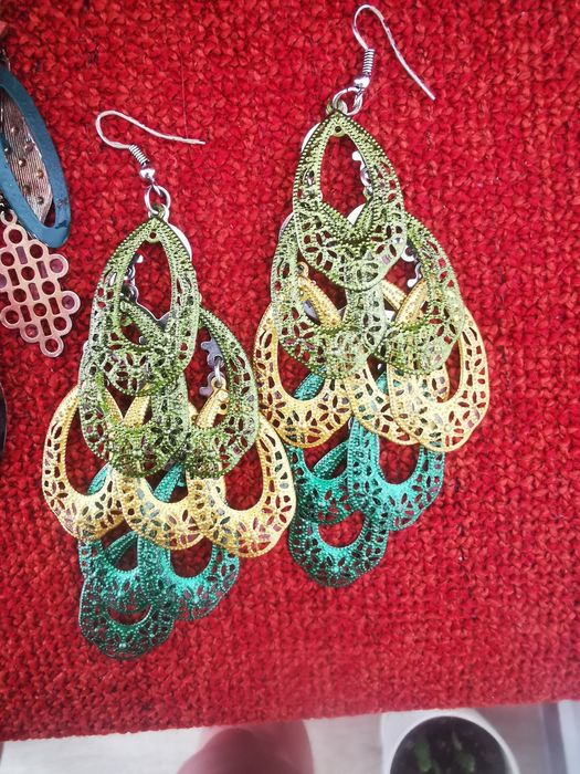 Обеци колекция висящи