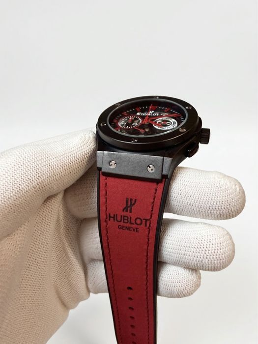 Часовник Hublot Big Bang RED